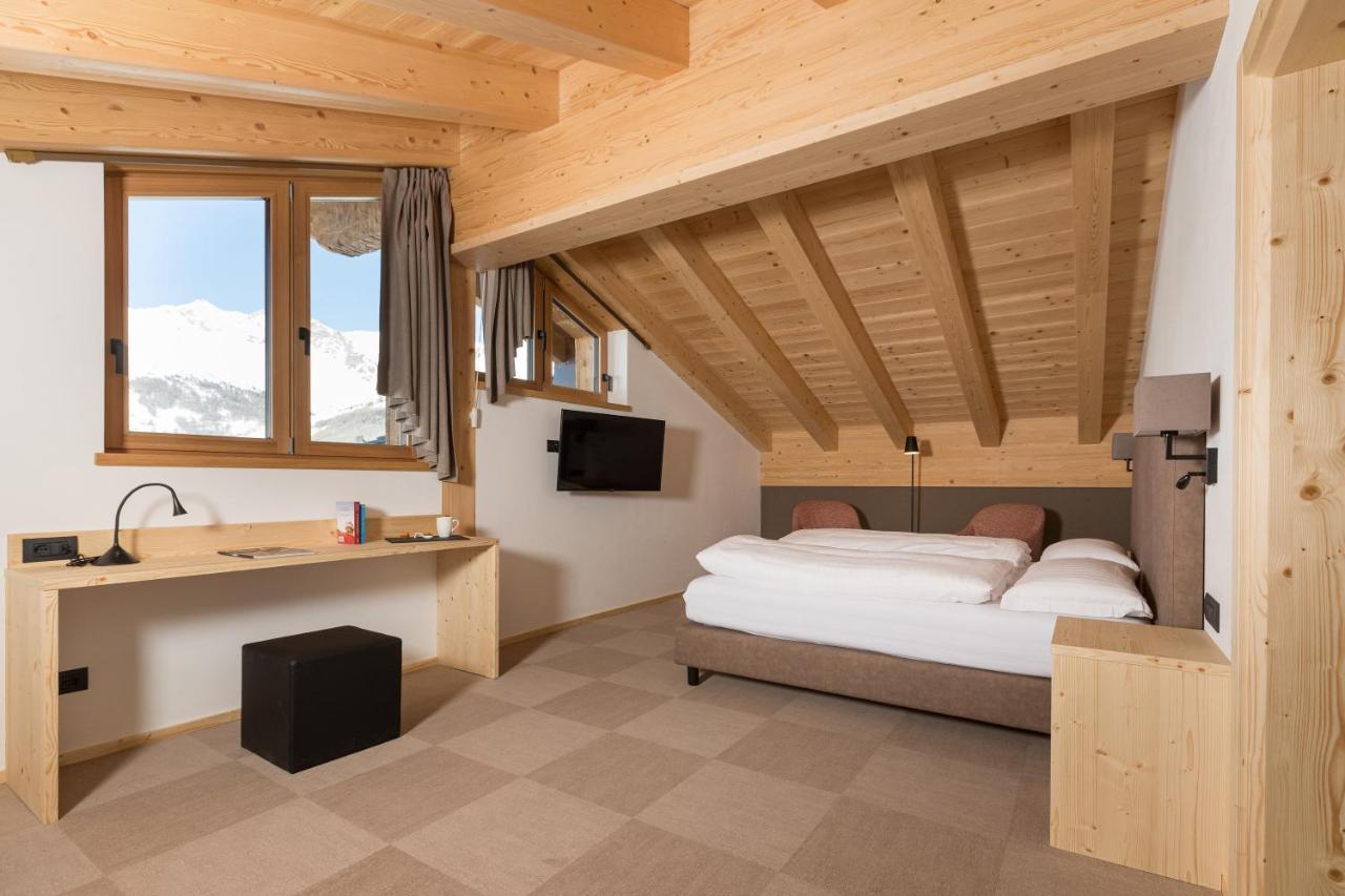 Hotel Li Anta Rossa Ливиньо Экстерьер фото